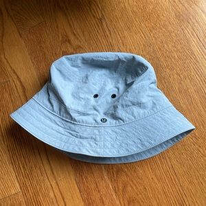 lululemon bucket hat